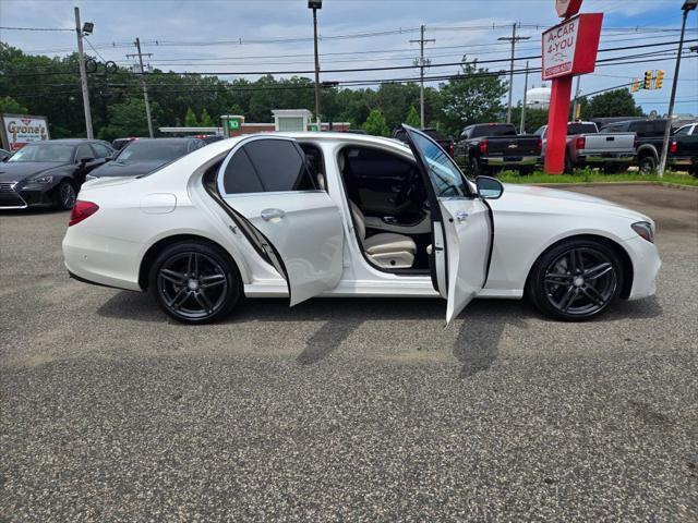 Photo of 2017 White Mercedes-Benz E-Class