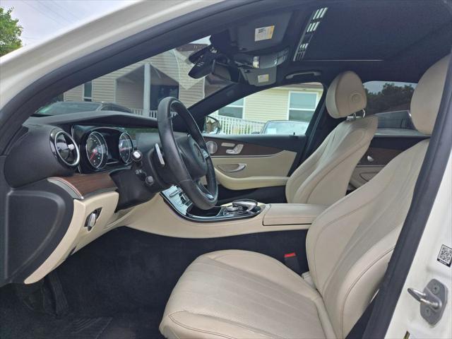 Photo of 2017 White Mercedes-Benz E-Class