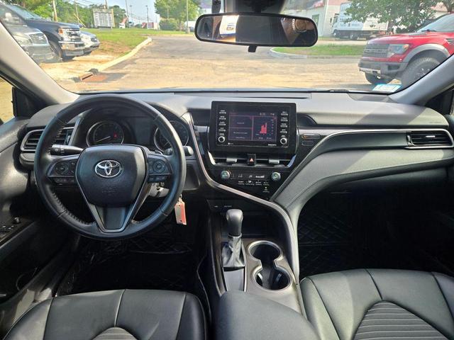 Photo of 2021 Midnight Black Metallic Toyota Camry