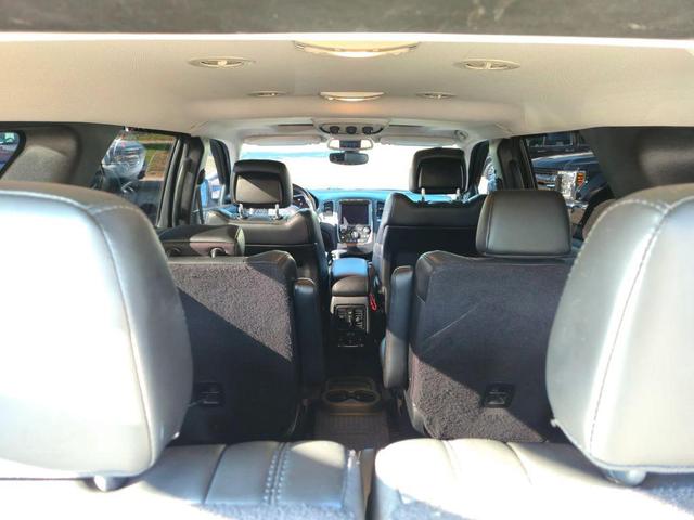 Photo of 2020 DB Black Clearcoat Dodge Durango