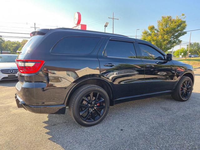 Photo of 2020 DB Black Clearcoat Dodge Durango