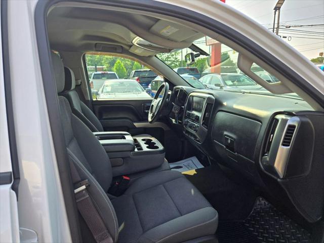 Photo of 2017 Summit White Chevrolet Silverado 1500