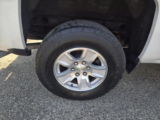 Photo of 2017 Summit White Chevrolet Silverado 1500