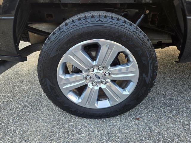 Photo of 2020 Agate Black Metallic Ford F-150