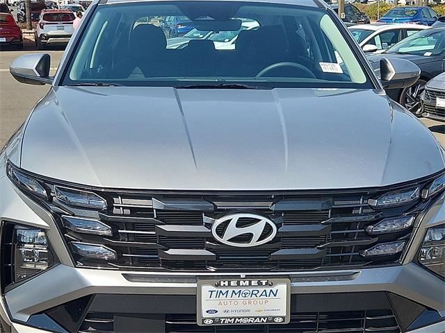 Photo of 2025 Shimmering Silver Hyundai TUCSON