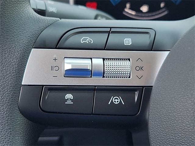 Photo of 2025 Shimmering Silver Hyundai TUCSON