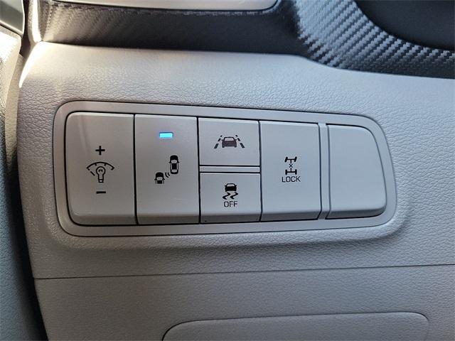 Photo of 2021 Stellar Silver Hyundai TUCSON