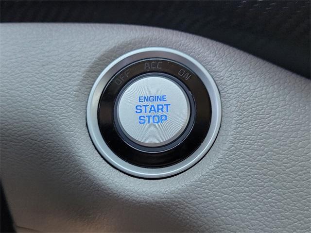 Photo of 2021 Stellar Silver Hyundai TUCSON
