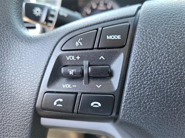 Photo of 2021 Stellar Silver Hyundai TUCSON