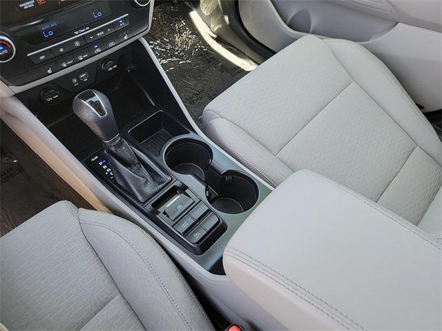 Photo of 2021 Stellar Silver Hyundai TUCSON