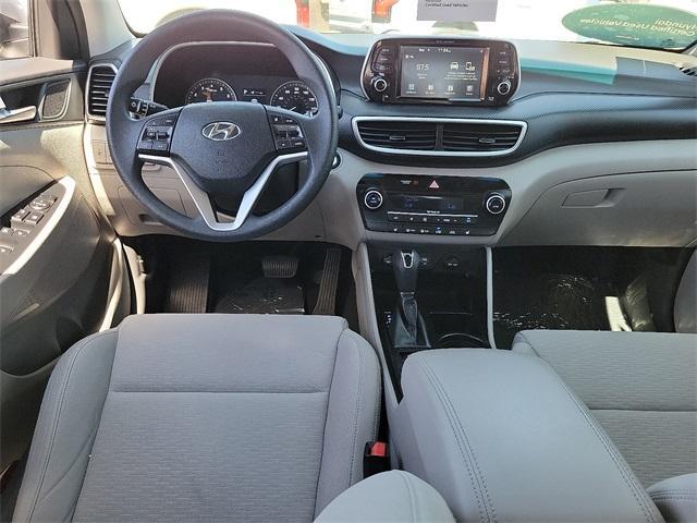 Photo of 2021 Stellar Silver Hyundai TUCSON