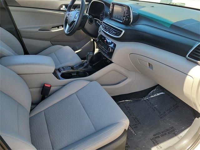 Photo of 2021 Stellar Silver Hyundai TUCSON