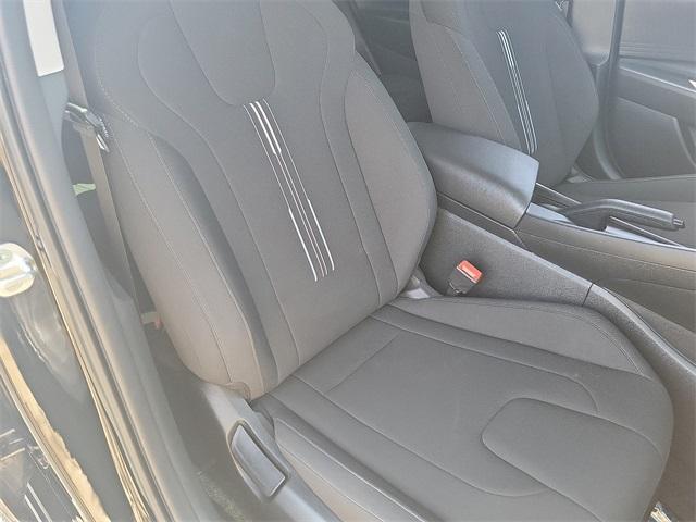 Photo of 2023 Phantom Black Hyundai ELANTRA