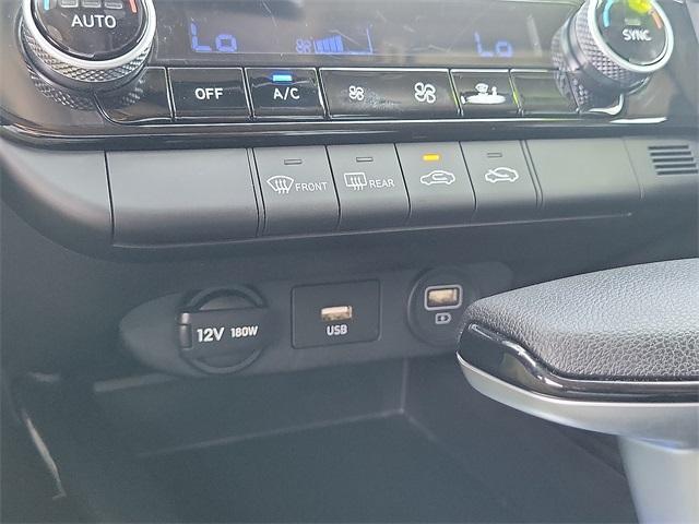 Photo of 2023 Phantom Black Hyundai ELANTRA