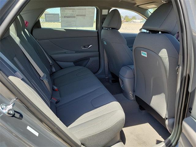Photo of 2025 Gray Pearl Hyundai ELANTRA HEV