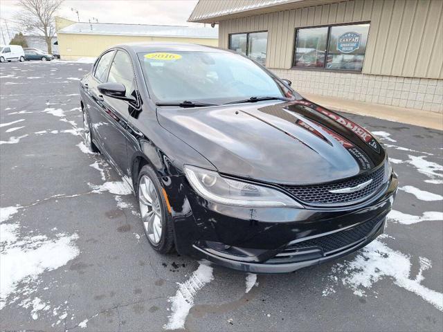 2016 Chrysler 200