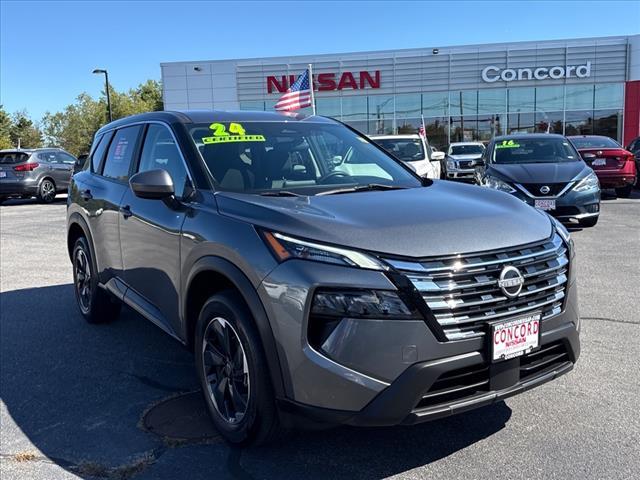 Photo of 2024 Gun Metallic Nissan Rogue