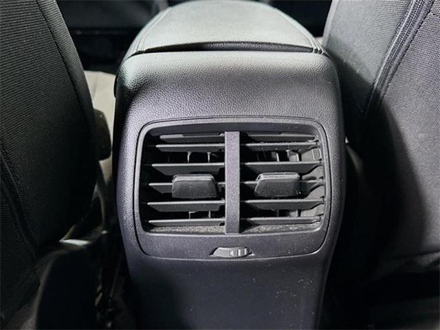 Photo of 2021 Iconic Silver Metallic Ford Escape