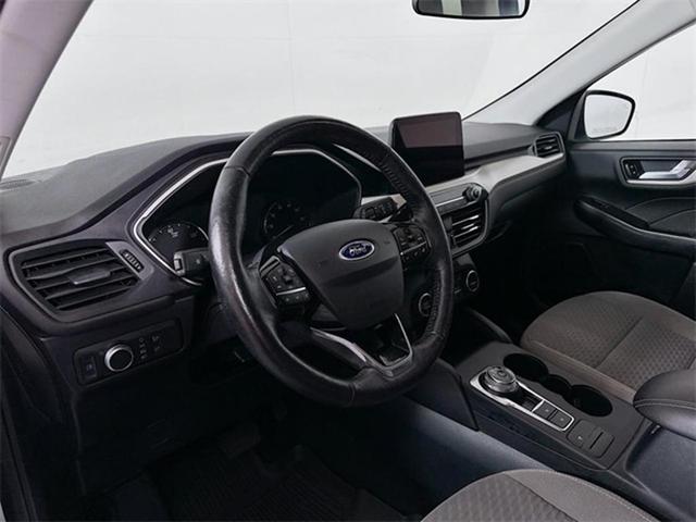 Photo of 2021 Iconic Silver Metallic Ford Escape