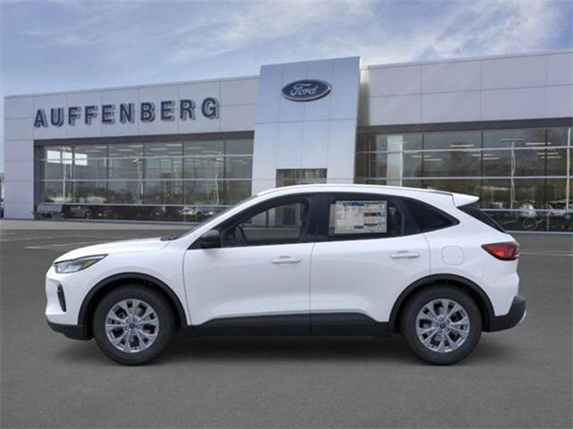 Photo of 2025 Oxford White Ford Escape