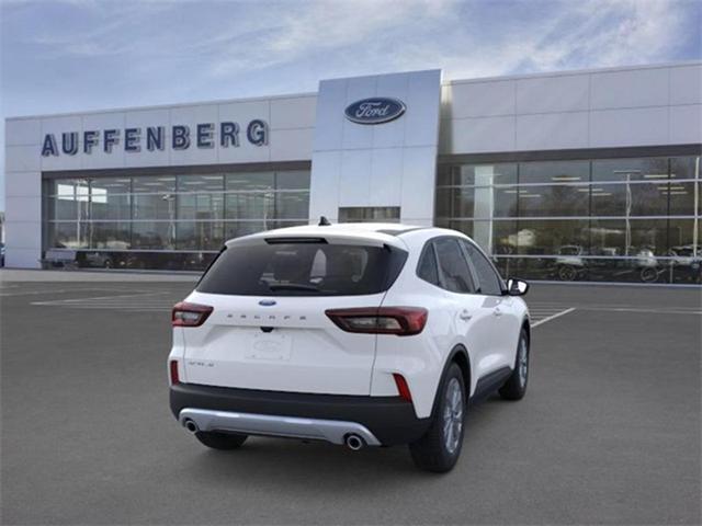 Photo of 2025 Oxford White Ford Escape