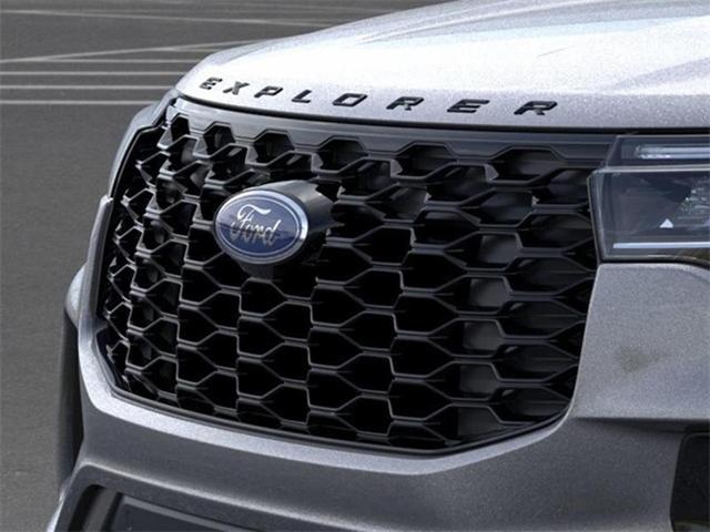 Photo of 2025 Gray Metallic Ford Explorer