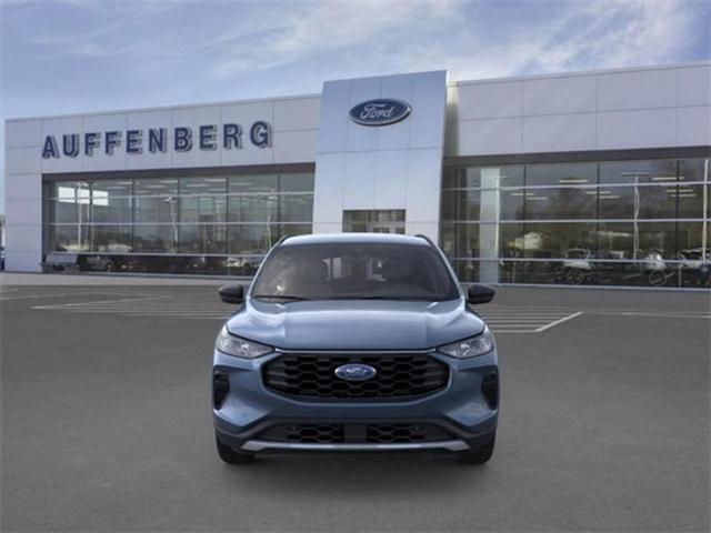 Photo of 2025 Blue Metallic Ford Escape