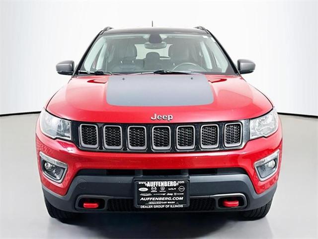 Photo of 2018 Redline Pearlcoat Jeep Compass