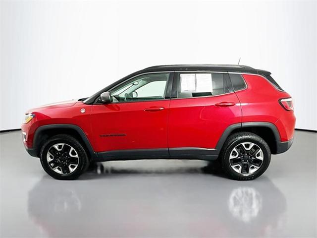 Photo of 2018 Redline Pearlcoat Jeep Compass