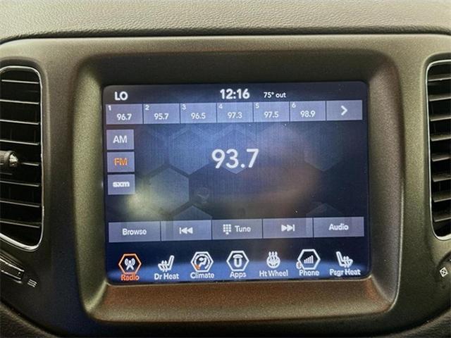 Photo of 2018 Redline Pearlcoat Jeep Compass