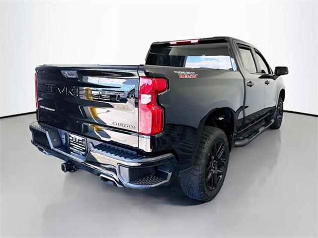 Photo of 2023 Black Chevrolet Silverado 1500