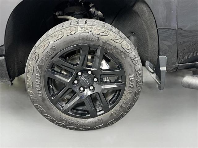 Photo of 2023 Black Chevrolet Silverado 1500