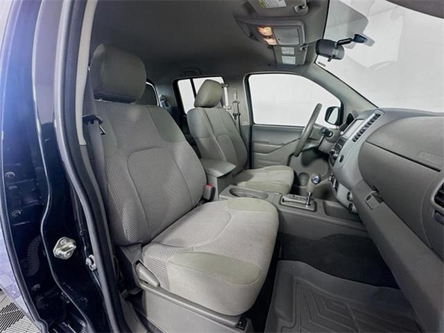 Photo of 2019 Magnetic Black Pearl Nissan Frontier