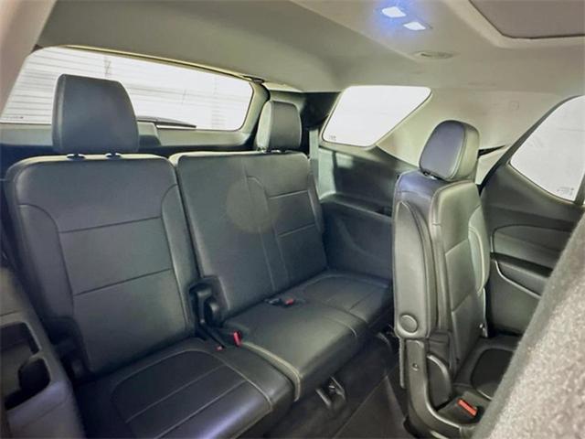 Photo of 2021 Graphite Metallic Chevrolet Traverse