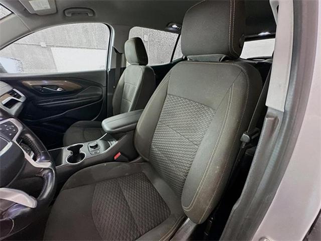 Photo of 2021 Quicksilver Metallic GMC Terrain