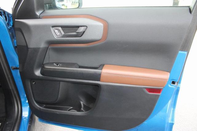 Photo of 2022 Velocity Blue Metallic Ford Bronco Sport