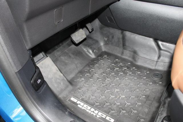 Photo of 2022 Velocity Blue Metallic Ford Bronco Sport