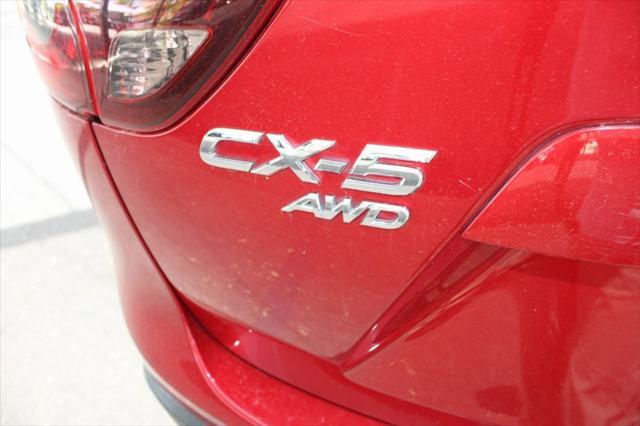 Photo of 2016 Soul Red Metallic Mazda CX-5