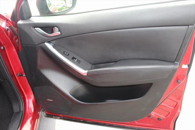 Photo of 2016 Soul Red Metallic Mazda CX-5
