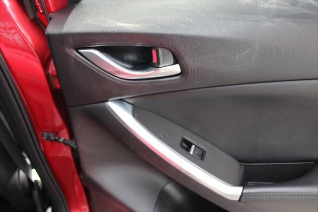 Photo of 2016 Soul Red Metallic Mazda CX-5