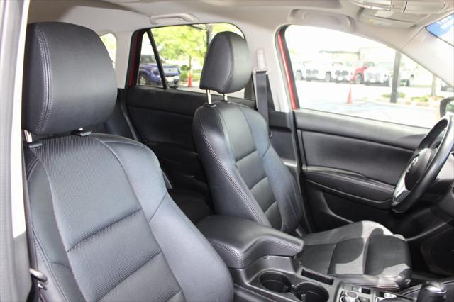 Photo of 2016 Soul Red Metallic Mazda CX-5