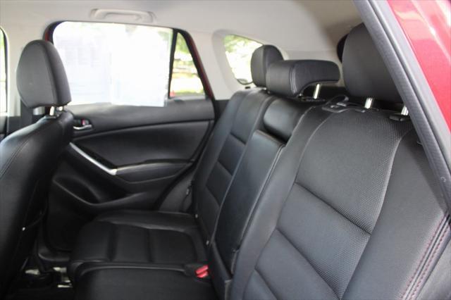 Photo of 2016 Soul Red Metallic Mazda CX-5