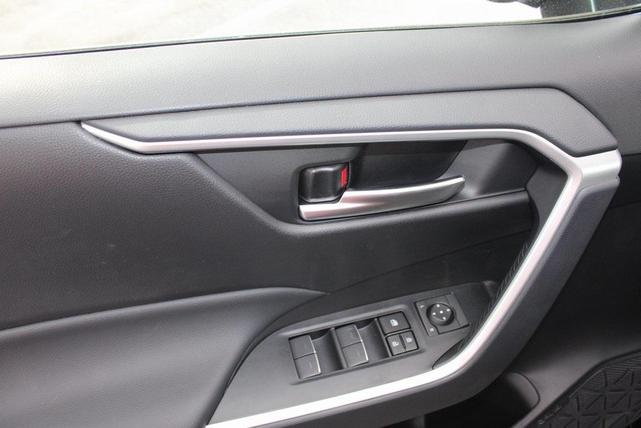 Photo of 2025 Midnight Black Metallic Toyota RAV4