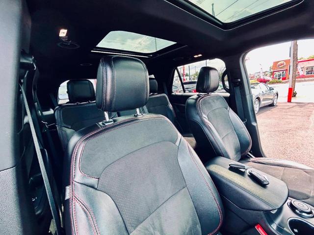Photo of 2018 Gray Ford Explorer