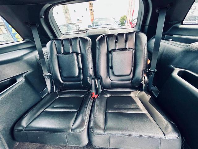 Photo of 2018 Gray Ford Explorer