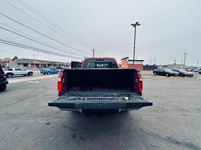 Photo of 2008 Burgundy Ford F-250
