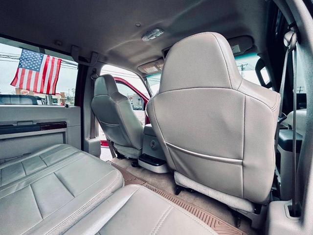 Photo of 2008 Burgundy Ford F-250