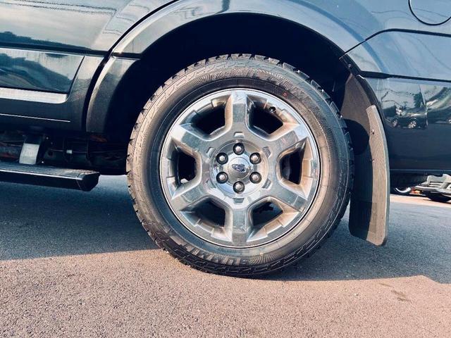 Photo of 2014 Gray Ford Expedition