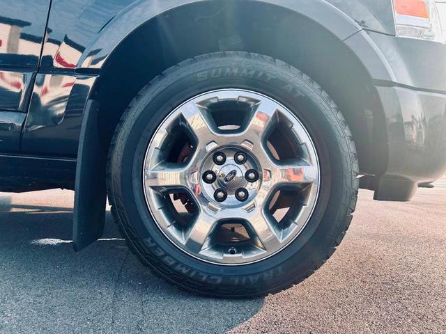 Photo of 2014 Gray Ford Expedition