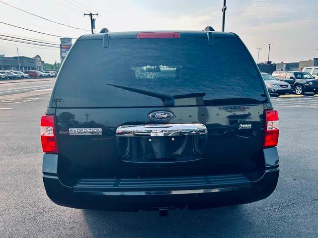 Photo of 2014 Gray Ford Expedition
